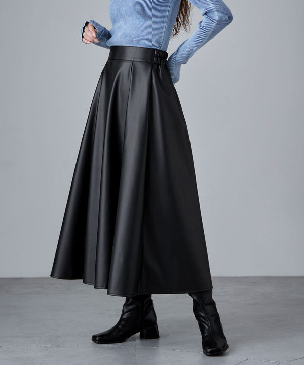 {"color":"\u30d6\u30e9\u30c3\u30af","info":"model\uff1aH166cm size\uff1aM"}