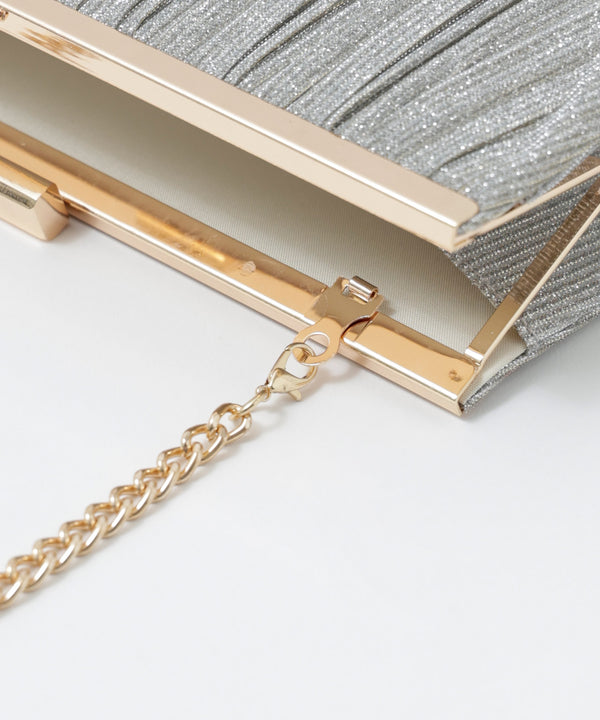 {"color":"","info":""}