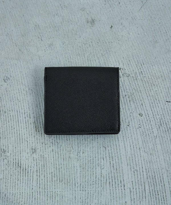 {"color":"\u30d6\u30e9\u30c3\u30af","info":""}