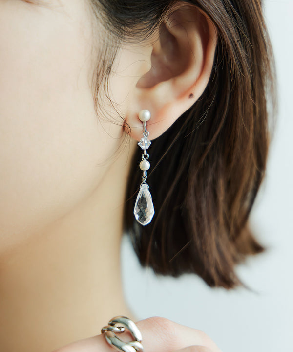 {"color":"\u30b7\u30eb\u30d0\u30fc","info":""}