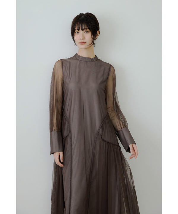 {"color":"\u30d6\u30e9\u30a6\u30f3","info":"model\uff1aH166cm size\uff1aM"}