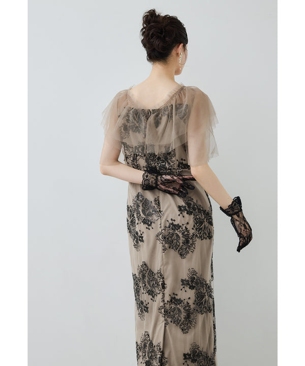 {"color":"\u30d9\u30fc\u30b8\u30e5","info":"model\uff1aH166cm size\uff1aM"}