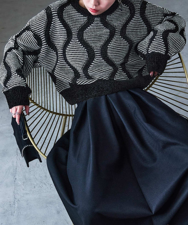 {"color":"\u30d6\u30e9\u30c3\u30af","info":"model\uff1aH158cm size\uff1aM"}