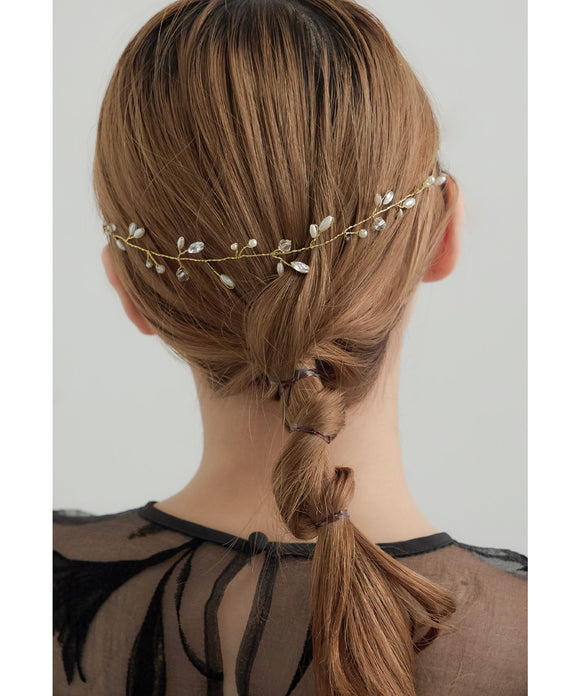 {"color":"\u30b4\u30fc\u30eb\u30c9","info":""}