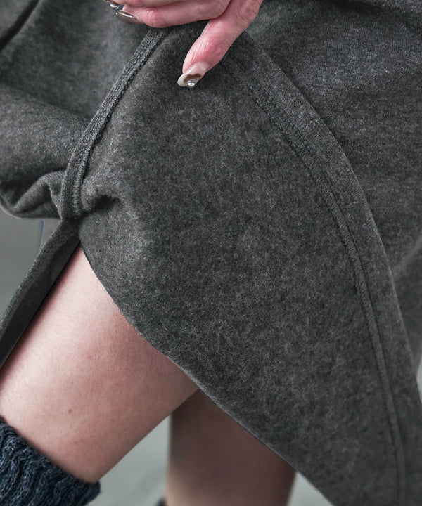 {"color":"","info":""}