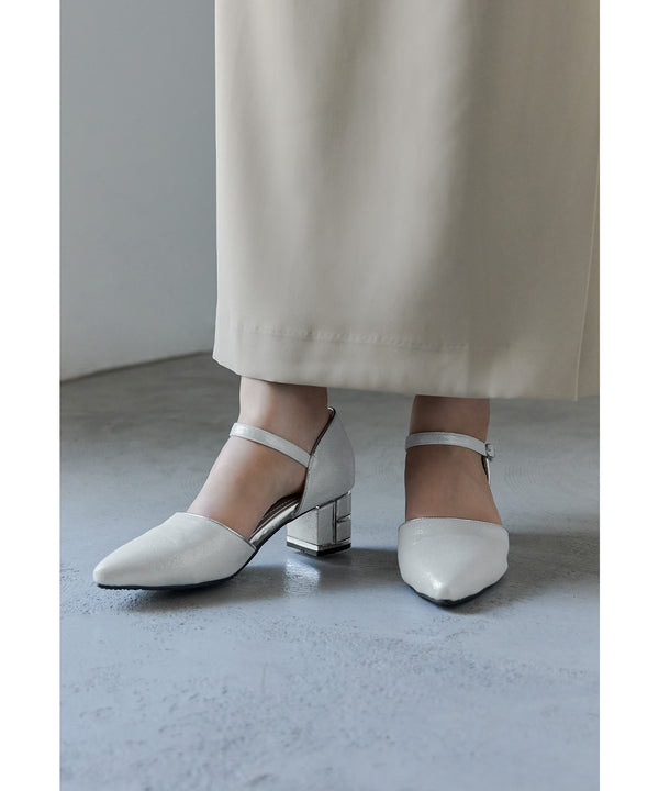 {"color":"\u30b7\u30eb\u30d0\u30fc","info":""}