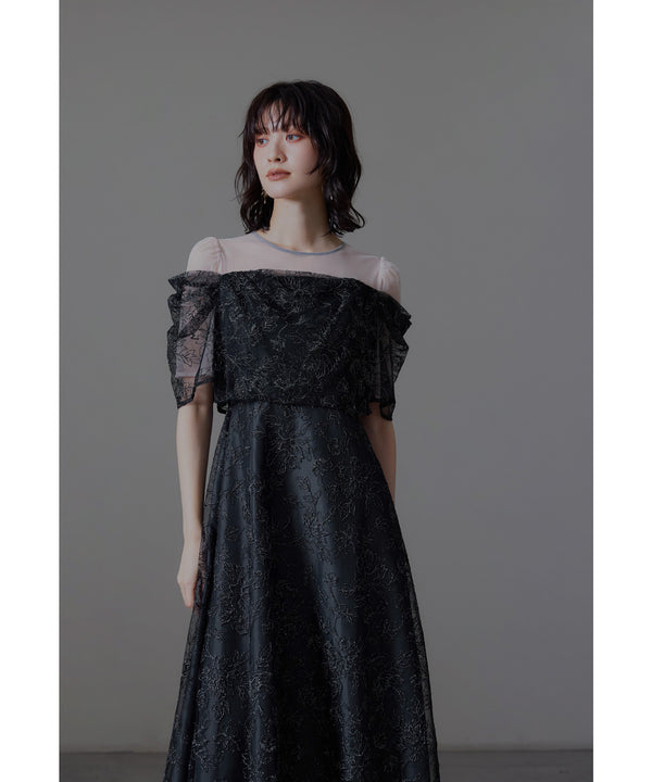 {"color":"\u30d6\u30e9\u30c3\u30af","info":"model\uff1aH166cm size\uff1aM"}