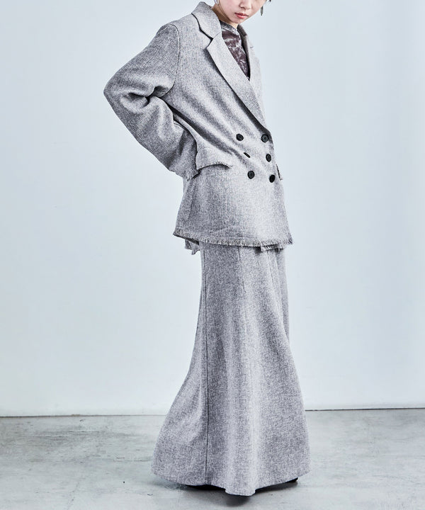 {"color":"\u30b0\u30ec\u30fc","info":"model\uff1aH158cm size\uff1aM"}