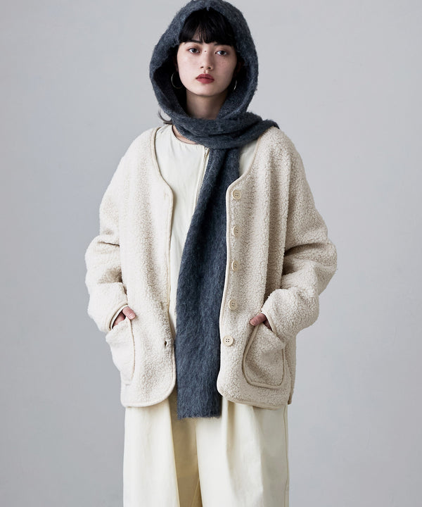 {"color":"\u30aa\u30d5\u30db\u30ef\u30a4\u30c8","info":"model\uff1aH163cm size\uff1aM-L"}