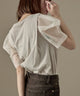 {"color":"\u30b0\u30ec\u30fc\u30b8\u30e5","info":"model\uff1aH158cm size\uff1aM"}