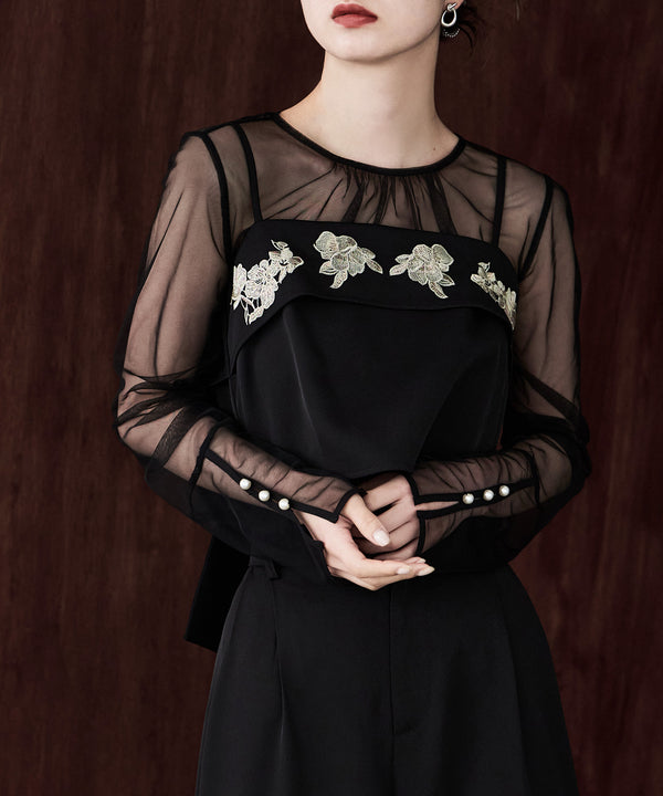 {"color":"\u30d6\u30e9\u30c3\u30af","info":"model\uff1aH163cm size\uff1aM"}