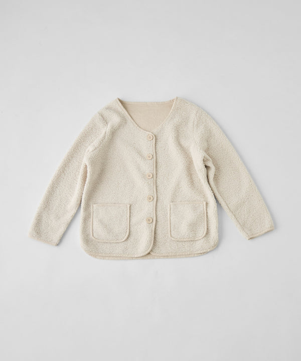 {"color":"\u30aa\u30d5\u30db\u30ef\u30a4\u30c8","info":""}