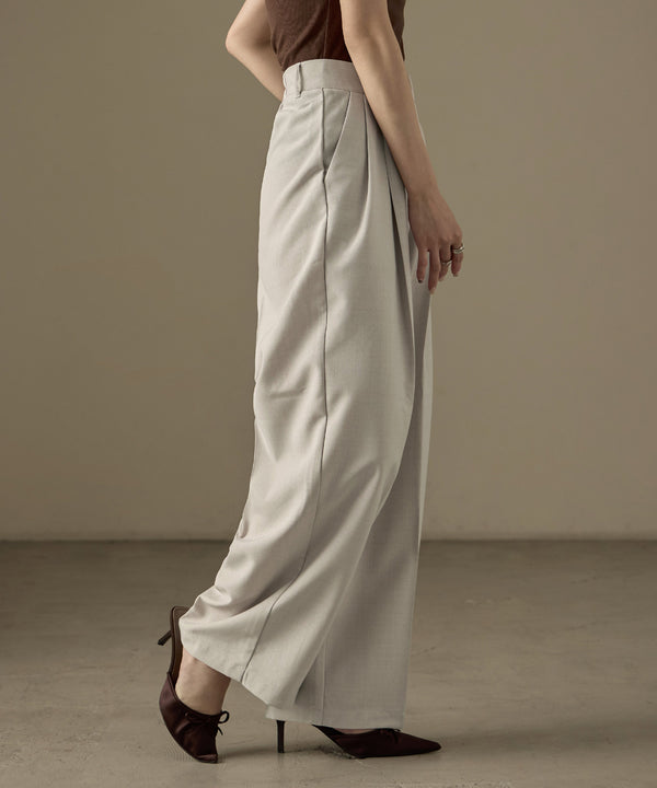 {"color":"\u30a2\u30a4\u30dc\u30ea\u30fc","info":"model\uff1aH158cm size\uff1aM"}