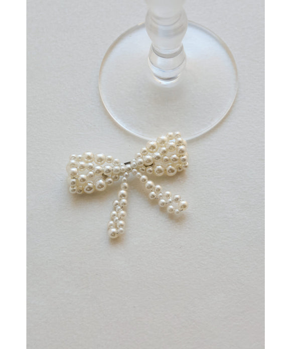 {"color":"\u30b7\u30eb\u30d0\u30fc","info":""}