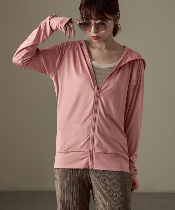 {"color":"\u30d4\u30f3\u30af","info":"model\uff1aH158cm size\uff1aM"}