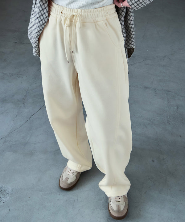 {"color":"\u30a2\u30a4\u30dc\u30ea\u30fc","info":"model\uff1aH158cm size\uff1aM"}