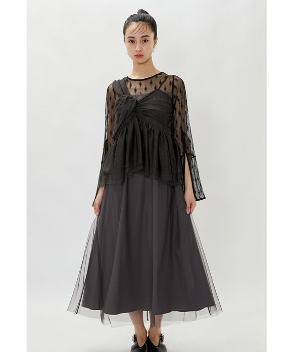 {"color":"\u30d6\u30e9\u30a6\u30f3","info":"model\uff1aH165cm size\uff1aM"}