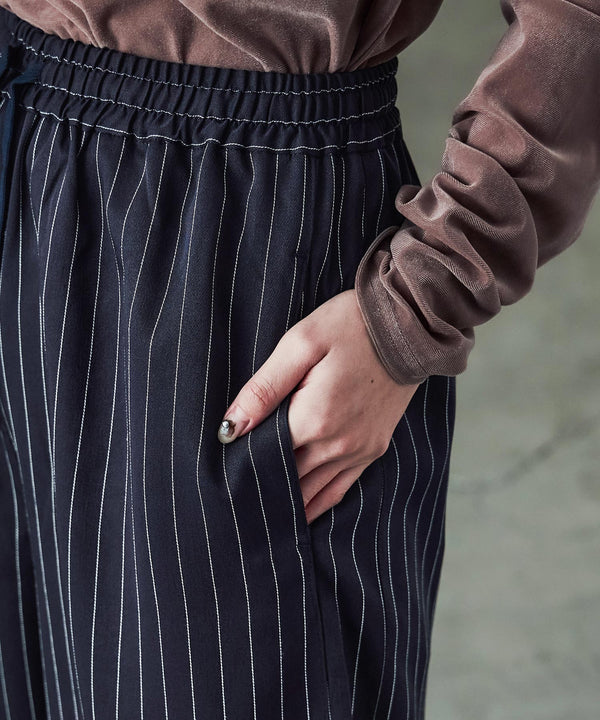 {"color":"","info":""}