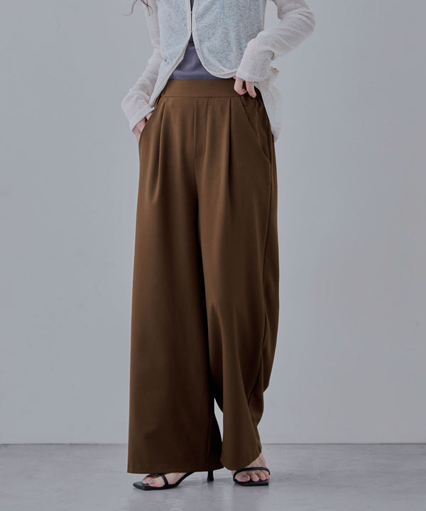 {"color":"\u30d6\u30e9\u30a6\u30f3","info":"model\uff1aH166cm size\uff1aM"}