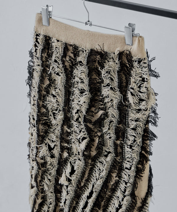 {"color":"","info":""}