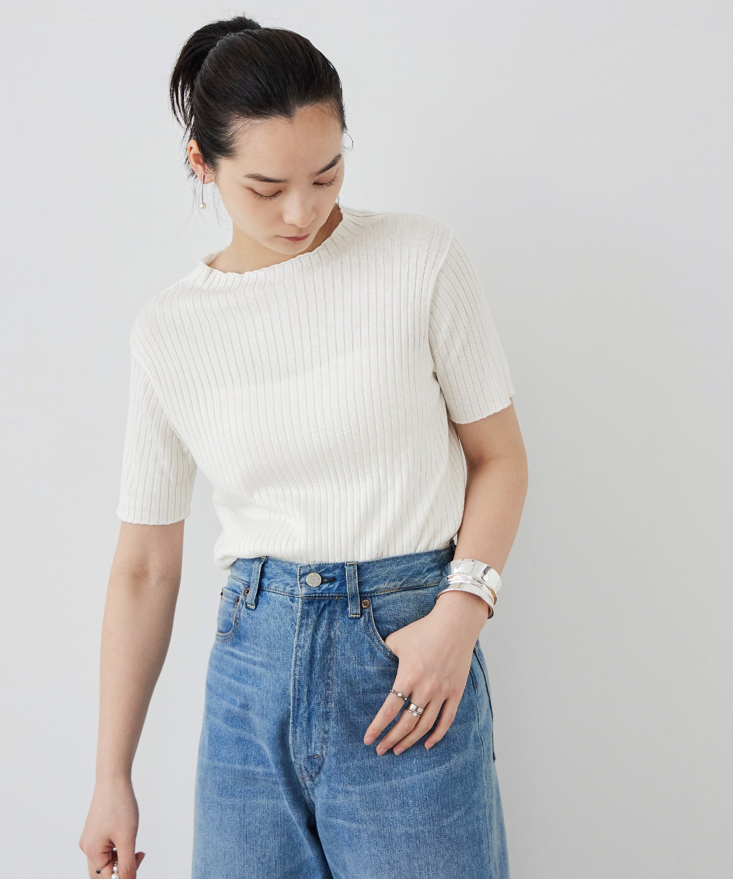 大きいサイズ プチハイネック ハーフスリーブ トップス｜Tシャツ