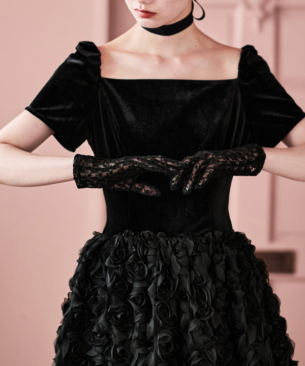 {"color":"\u30d6\u30e9\u30c3\u30af","info":"model\uff1aH163cm size\uff1aM"}