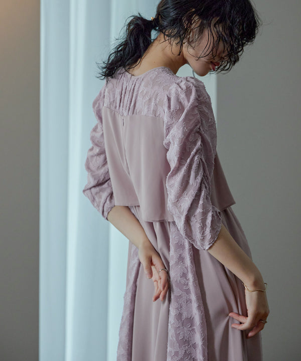 {"color":"\u30d4\u30f3\u30af","info":"model\uff1aH167cm size\uff1aM"}