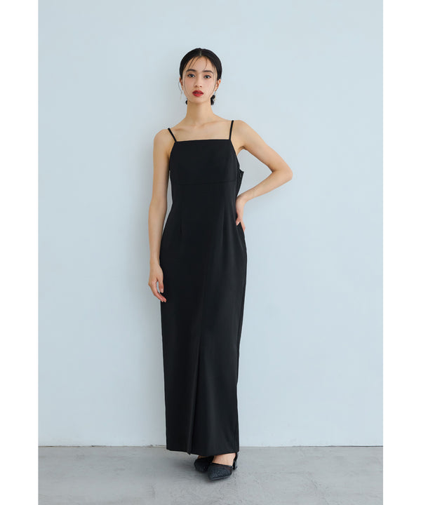 {"color":"\u30d6\u30e9\u30c3\u30af","info":"model\uff1aH165cm size\uff1aM"}