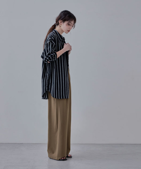 {"color":"\u30d9\u30fc\u30b8\u30e5","info":"model\uff1aH166cm size\uff1aM"}