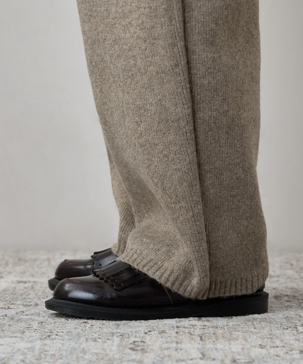 {"color":"\u30d6\u30e9\u30a6\u30f3","info":"model\uff1aH166cm size\uff1aF"}