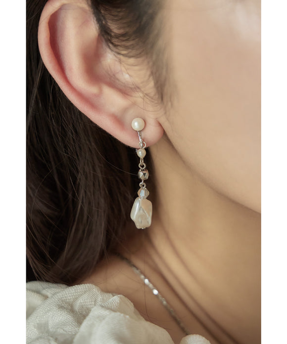 {"color":"\u30b7\u30eb\u30d0\u30fc","info":""}