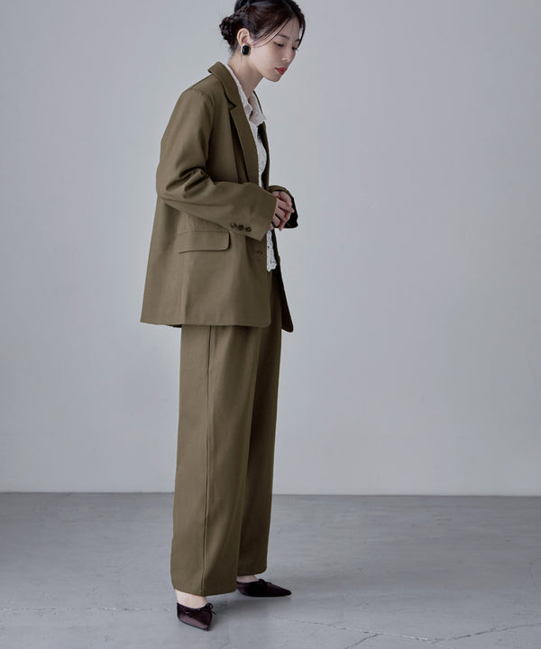 {"color":"\u30ab\u30fc\u30ad","info":"model\uff1aH166cm size\uff1aM"}