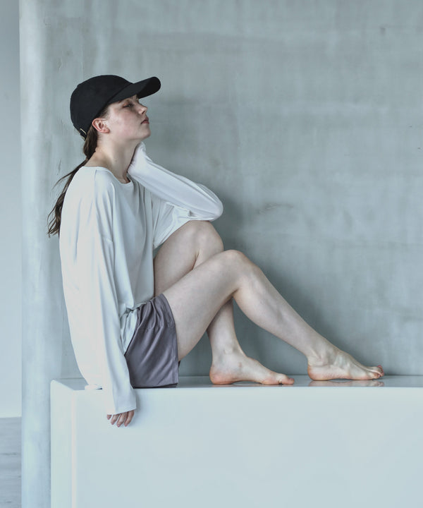 {"color":"\u30aa\u30d5\u30db\u30ef\u30a4\u30c8\u00d7\u30e2\u30ab","info":"model\uff1aH166cm size\uff1aM-L"}