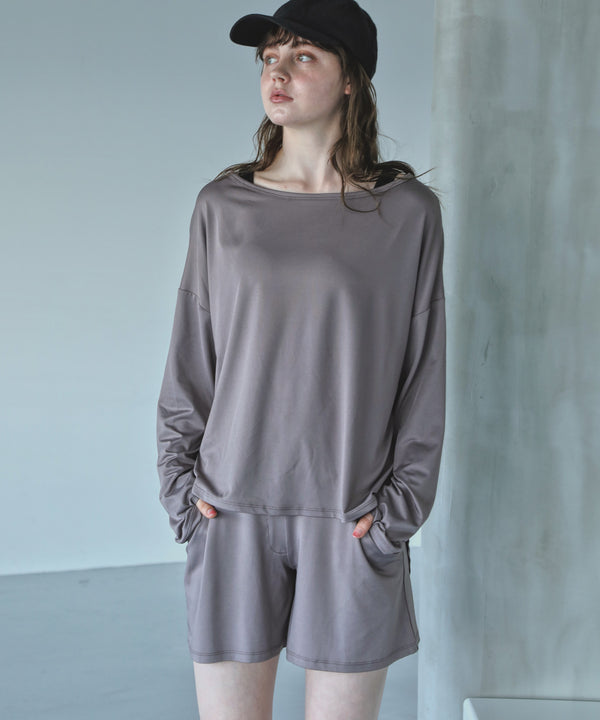 {"color":"\u30e2\u30ab","info":"model\uff1aH166cm size\uff1aM-L"}