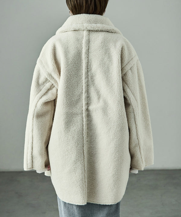 {"color":"\u30a2\u30a4\u30dc\u30ea\u30fc","info":"model\uff1aH158cm size\uff1aF"}