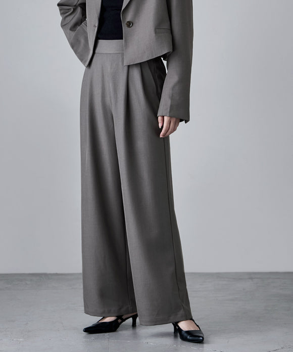 {"color":"\u30b0\u30ec\u30fc","info":"model\uff1aH166cm size\uff1aM"}