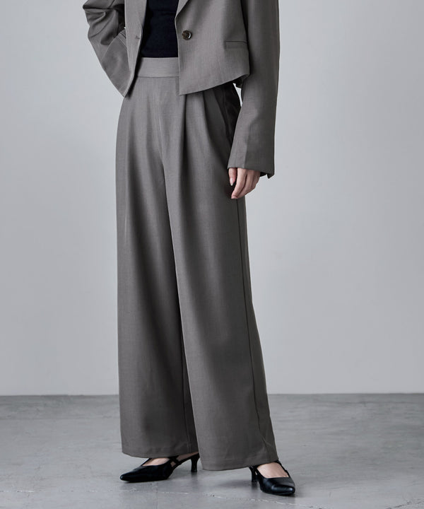 {"color":"\u30b0\u30ec\u30fc","info":"model\uff1aH166cm size\uff1aM"}