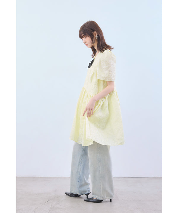 {"color":"\u30a4\u30a8\u30ed\u30fc","info":"model\uff1aH166cm size\uff1aM"}