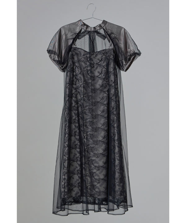 {"color":"\u30d6\u30e9\u30c3\u30af","info":""}