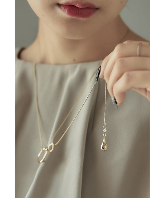 {"color":"\u30b4\u30fc\u30eb\u30c9","info":""}