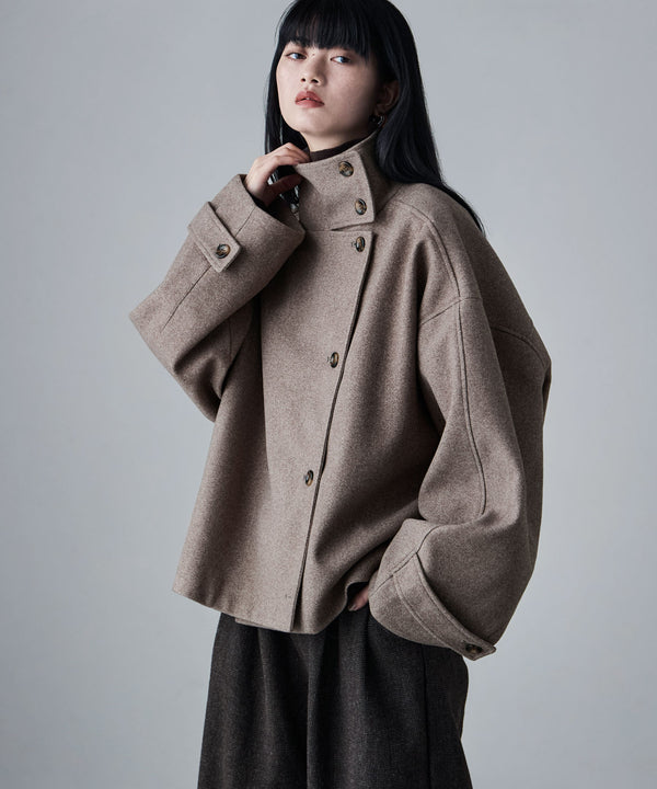 {"color":"\u30d6\u30e9\u30a6\u30f3","info":"model\uff1aH163cm size\uff1aM"}