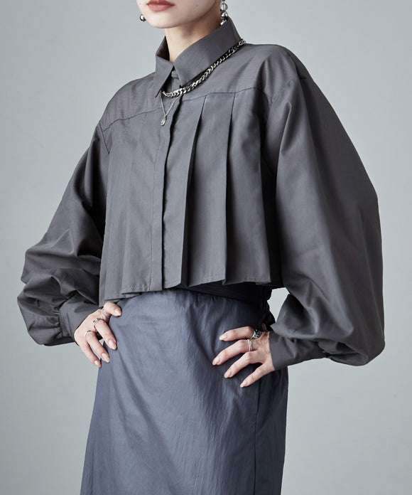 {"color":"\u30b0\u30ec\u30fc","info":"model\uff1aH160cm size\uff1aM"}