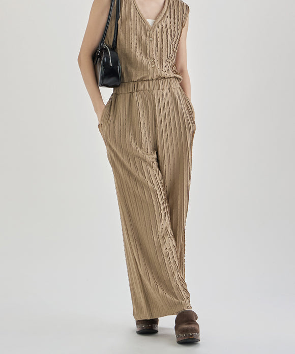 {"color":"\u30d9\u30fc\u30b8\u30e5","info":"model\uff1aH166cm size\uff1aM"}