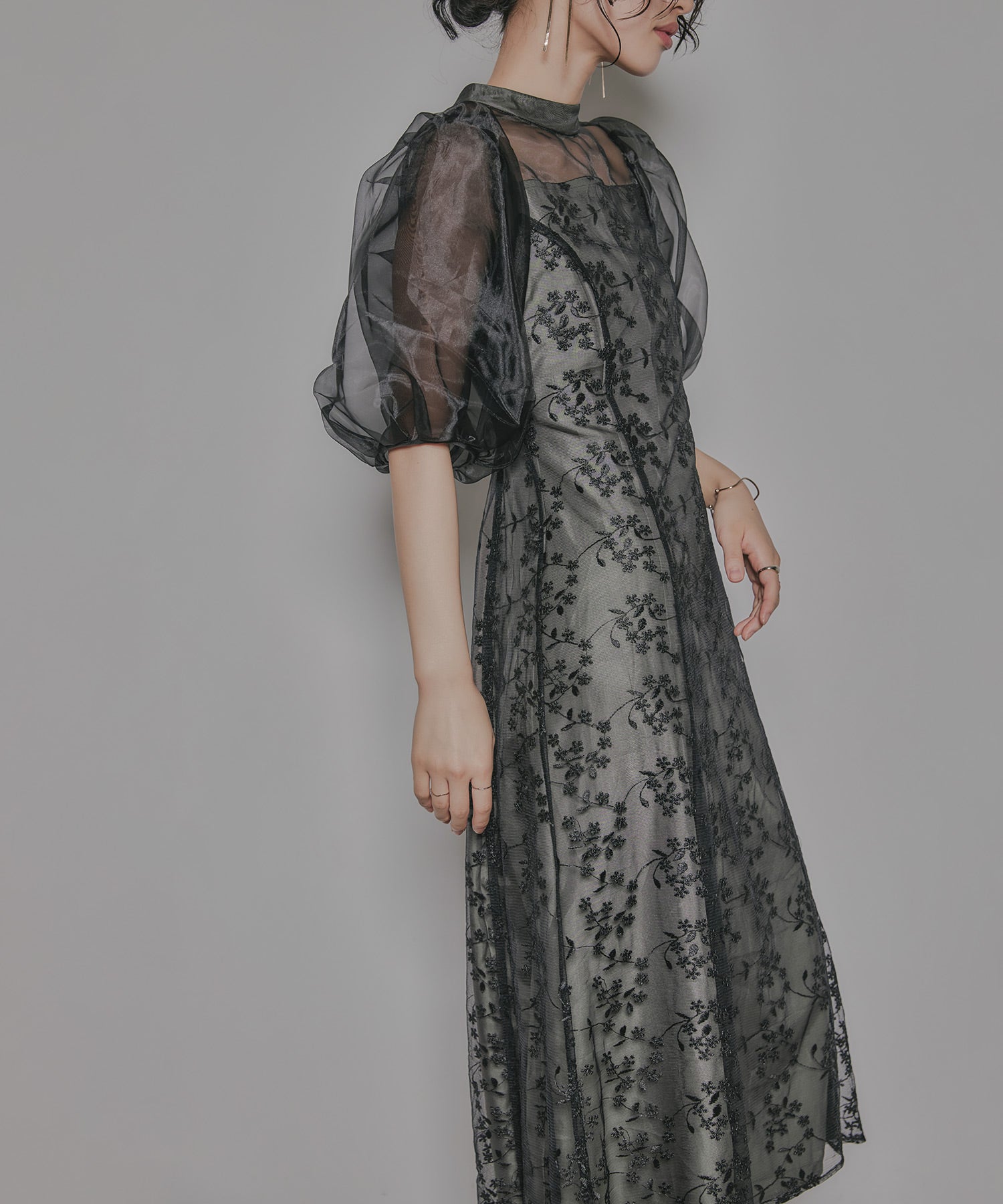 niana オーガンジーパフスリーブ刺繍レースドレス Mサイズ - スーツ 