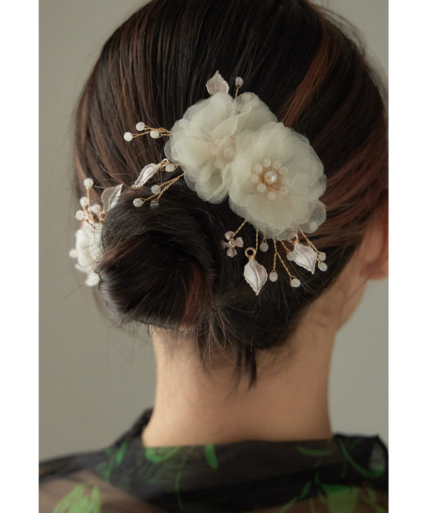 {"color":"\u30b4\u30fc\u30eb\u30c9","info":""}