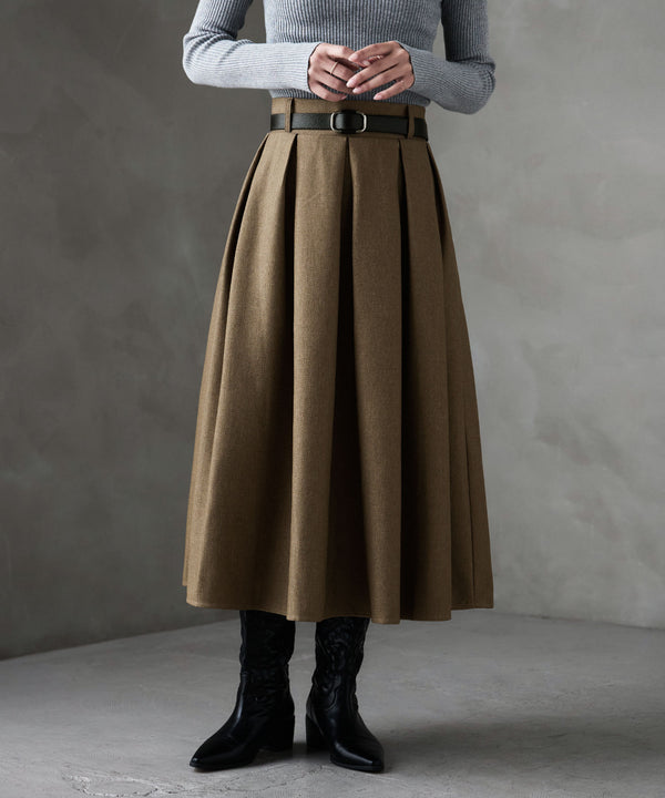 {"color":"\u30d9\u30fc\u30b8\u30e5","info":"model\uff1aH166cm size\uff1aF"}