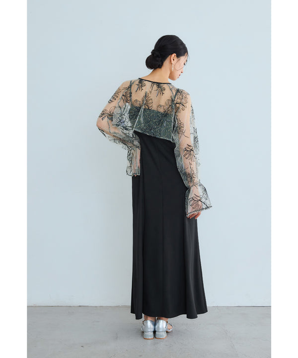 {"color":"\u30d6\u30e9\u30c3\u30af","info":"model\uff1aH165cm size\uff1aM"}