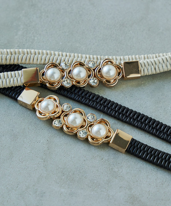 {"color":"\u30d6\u30e9\u30c3\u30af","info":""}