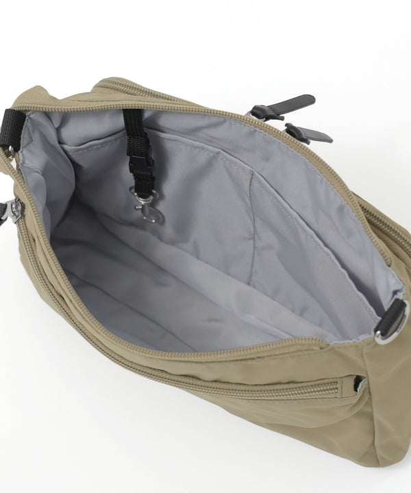 {"color":"","info":""}