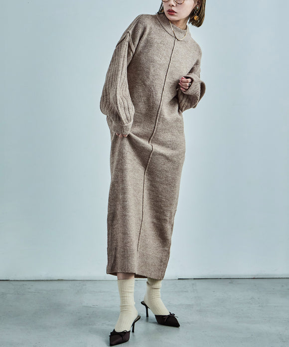 {"color":"\u30b0\u30ec\u30fc\u30b8\u30e5","info":"model\uff1aH158cm size\uff1aM"}